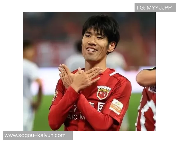 吕文君分享夺冠喜悦与恩师徐根宝合影重温崇明足球情怀